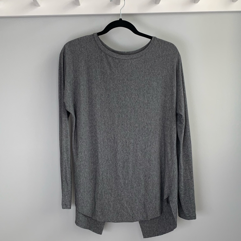 (2/$20) Wilfred Open Back Long Sleeve Top from Aritzia